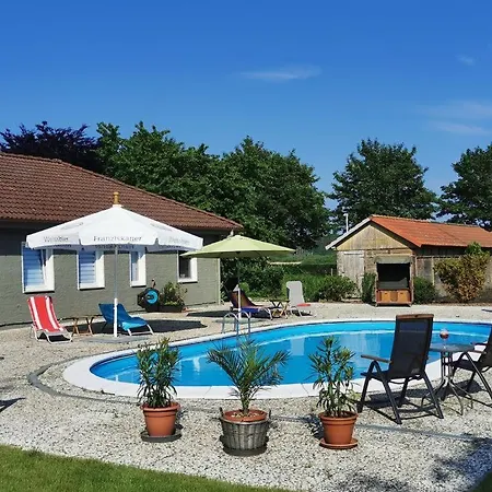 03 Blumenwiese - Hof Wiesengrund * Parchtitz