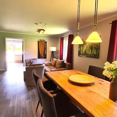 03 Blumenwiese - Hof Wiesengrund * Parchtitz